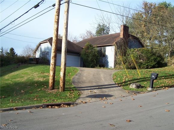 1096 Colegate Drive Marietta, OH House Sold - Photo 1 of 31. Opens carousel modal