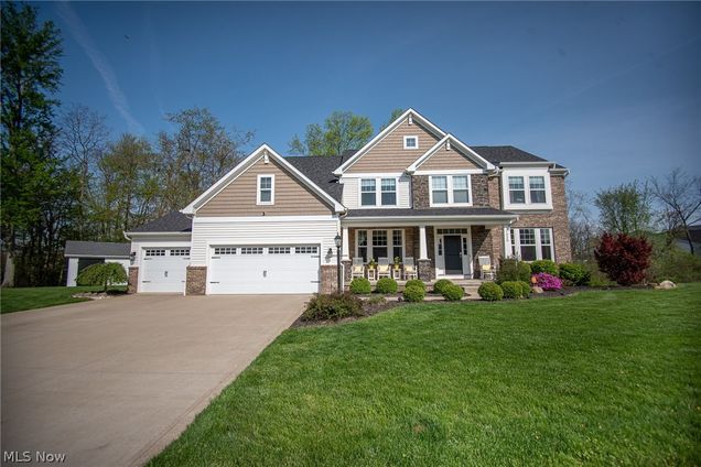 1520 Easton Way Brunswick, OH House Sold - Photo 1 of 35. Opens carousel modal