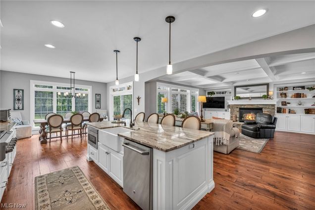 2542 Maple Hill Rd, Willoughby Hills, OH 44094 | Estately 🧡 | MLS