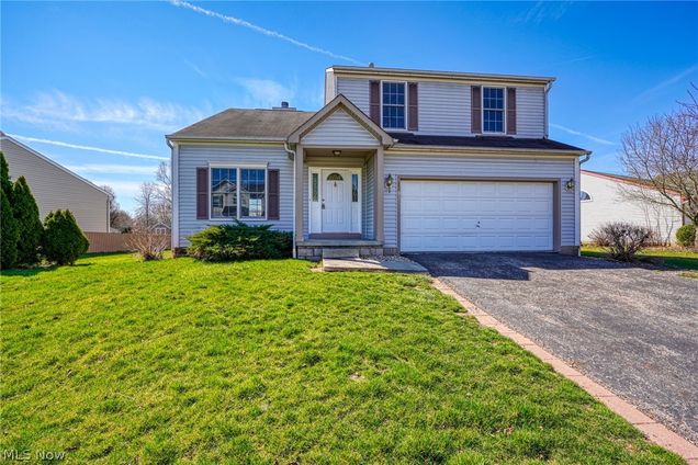 1587 S Hunters Newark, OH House Sold - Photo 1 of 41. Opens carousel modal