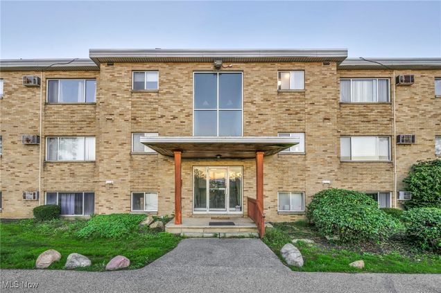 5200 Royalton Road Unit 11-A North Royalton, OH Condo Sold - Photo 1 of 21. Opens carousel modal