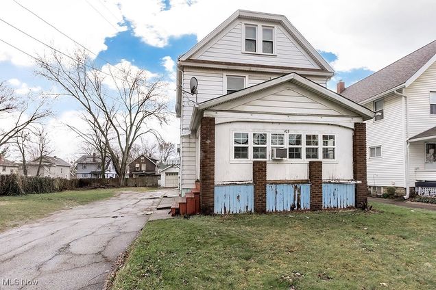 426 Margaret Street Akron, OH House Sold - Photo 1 of 35. Opens carousel modal