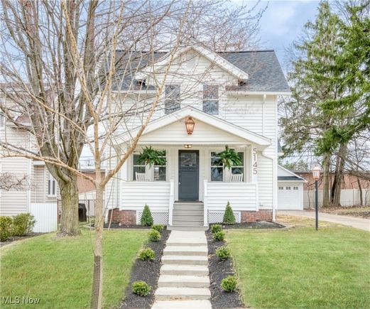 5145 Oakmont Drive Lyndhurst, OH House Sold - Photo 1 of 40. Opens carousel modal