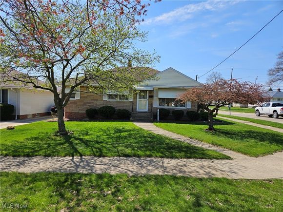 9127 Biddulph Road