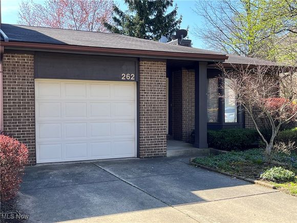 262 Millcreek Drive Akron, OH Condo Sold - Photo 1 of 24. Opens carousel modal