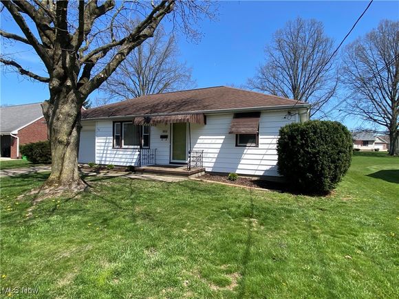 824 Hemlock Street NW Massillon, OH House Sold - Photo 1 of 26. Opens carousel modal