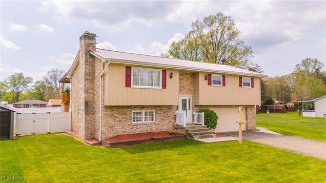 90 Norman Drive Bloomingdale, OH House Sold - Photo 1 of 50. Opens carousel modal