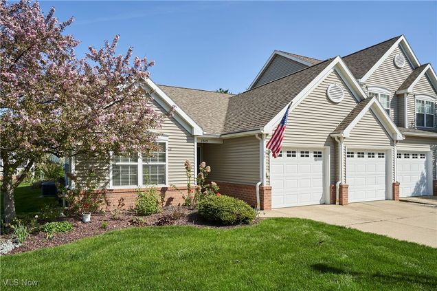 2809 Stratford Circle Akron, OH Condo Sold - Photo 1 of 26. Opens carousel modal