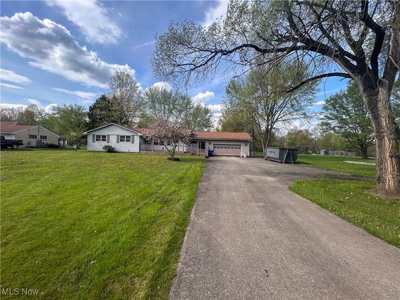 1557 W Park Avenue Niles, OH House Sold - Photo 1 of 22. Opens carousel modal