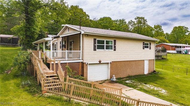 31 Timber Lane Parkersburg, WV House Active - Photo 1 of 23. Opens carousel modal
