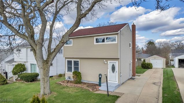 2759 13th Street Cuyahoga Falls, OH House Sold - Photo 1 of 33. Opens carousel modal