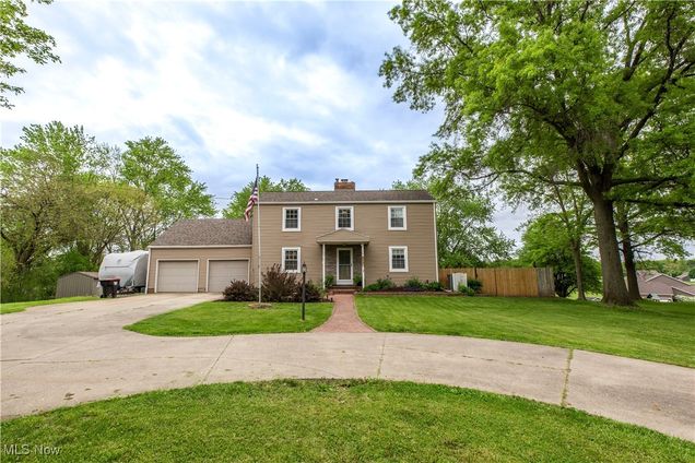 13658 Market Avenue N Hartville, OH House Sold - Photo 1 of 24. Opens carousel modal