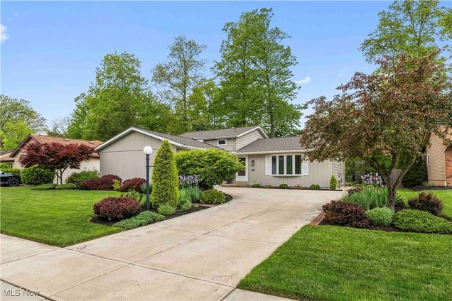 20474 Sandalwood Lane Strongsville, OH House Sold - Photo 1 of 50. Opens carousel modal