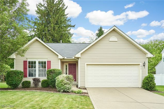 1917 Northgate Circle Akron, OH House Sold - Photo 1 of 20. Opens carousel modal