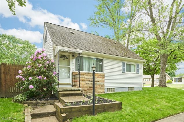 1658 Bronson Road Akron, OH House Sold - Photo 1 of 18. Opens carousel modal