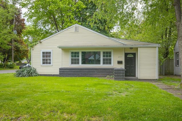 897 Hayden Avenue Akron, OH House Sold - Photo 1 of 25. Opens carousel modal