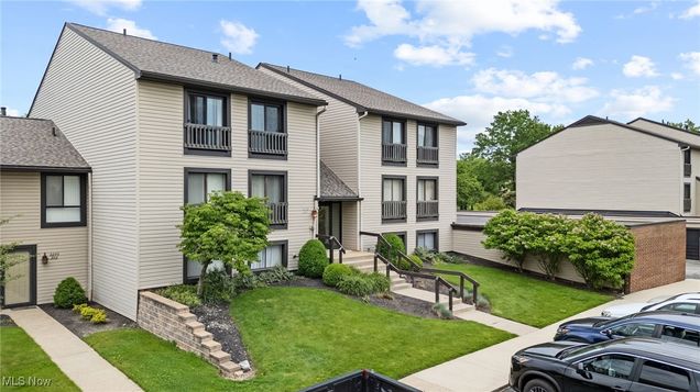 6290 Greenwood Parkway Unit 402 Northfield, OH Condo Sold - Photo 1 of 35. Opens carousel modal