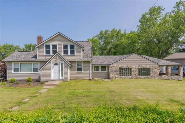 3587 Albrecht Avenue Akron, OH House Sold - Photo 1 of 35. Opens carousel modal