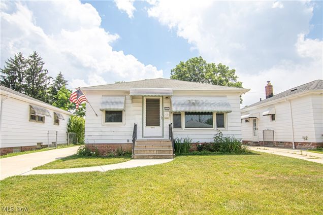 3007 Center Drive