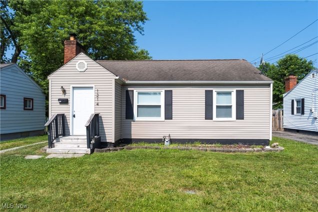 1214 E 360th Street Eastlake, OH House Active - Photo 1 of 15. Opens carousel modal