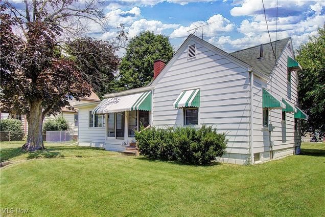 1648 Frederick Avenue SW Canton, OH House Contingent - Photo 1 of 45. Opens carousel modal