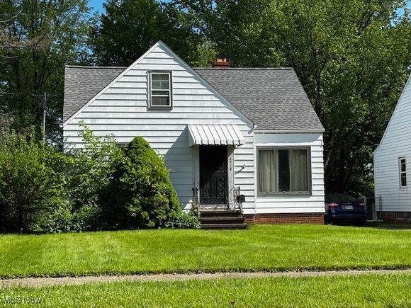 4718 Sheraton Drive