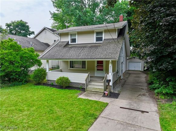 2208 Newton Street Akron, OH House Active - Photo 1 of 25. Opens carousel modal