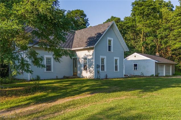 832 State Route 314 N Mansfield, OH House Active - Photo 1 of 24. Opens carousel modal