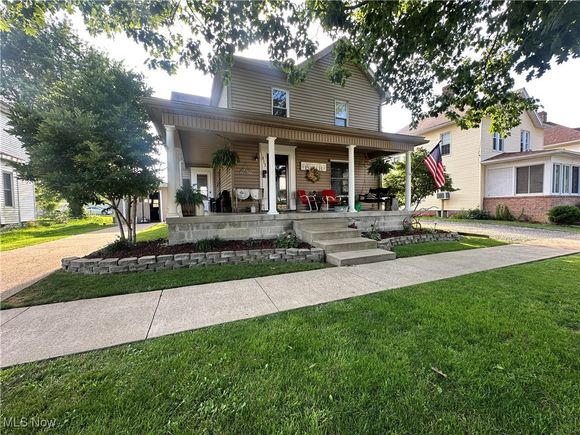 817 Walnut Street