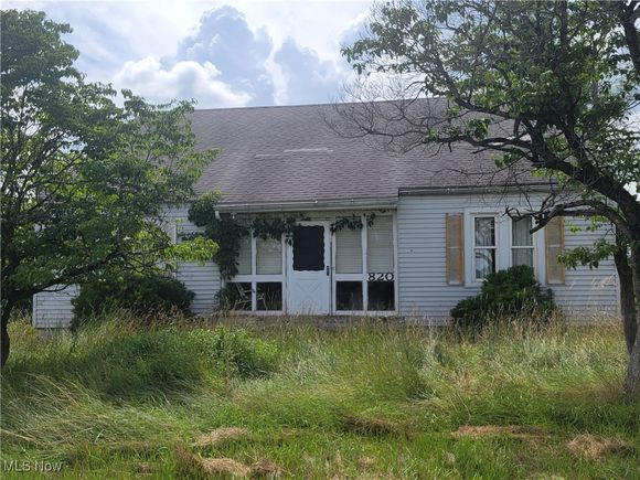820 E Market Street