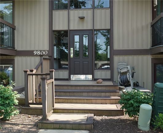 9800 Cove Drive Unit 5H