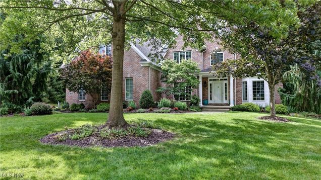 2638 Deer Ridge Run Cuyahoga Falls, OH House Active - Photo 1 of 50. Opens carousel modal