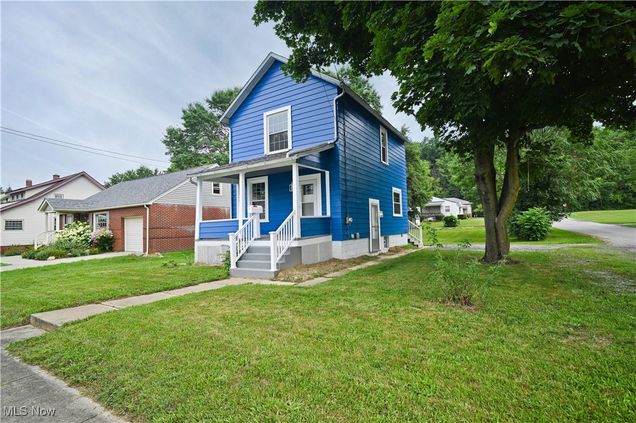 420 E North Avenue East Palestine, OH House Active - Photo 1 of 37. Opens carousel modal