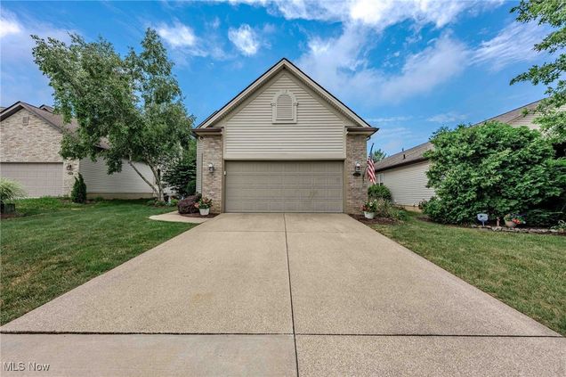 6254 Hollow Lane Medina, OH House Active - Photo 1 of 50. Opens carousel modal