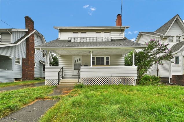1328 Dietz Avenue Akron, OH House Active - Photo 1 of 32. Opens carousel modal