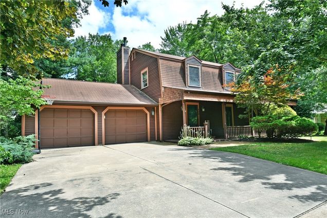 300 S Colonial Drive