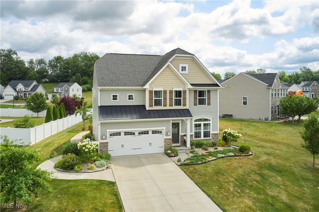 2747 Compass Point Drive