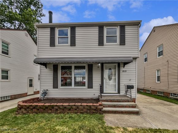 2821 Parklane Drive Cleveland, OH House Active - Photo 1 of 17. Opens carousel modal