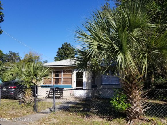 231 Desoto Street Daytona Beach, FL House Sold - Photo 1 of 13. Opens carousel modal