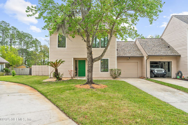 4158 Rollingwood Court Jacksonville, FL Townhouse Sold - Photo 1 of 42. Opens carousel modal