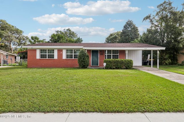 5635 Hillman Drive Jacksonville, FL House Sold - Photo 1 of 17. Opens carousel modal