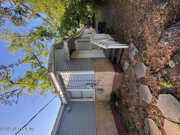 2332 Bradford Street Jacksonville, FL House Active - Photo 1 of 14. Opens carousel modal
