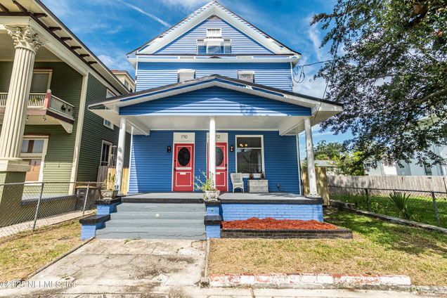 1712 N Laura Street Jacksonville, FL House Active - Photo 1 of 17. Opens carousel modal