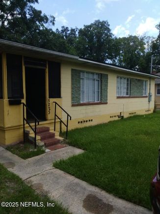 5223 Polan Lane