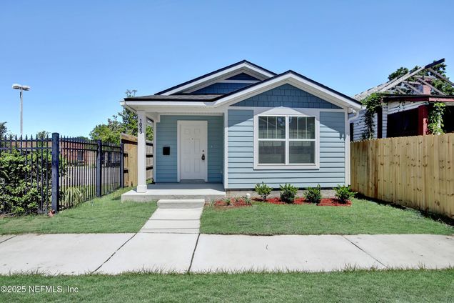 1023 Phelps Street Jacksonville, FL House Active - Photo 1 of 12. Opens carousel modal