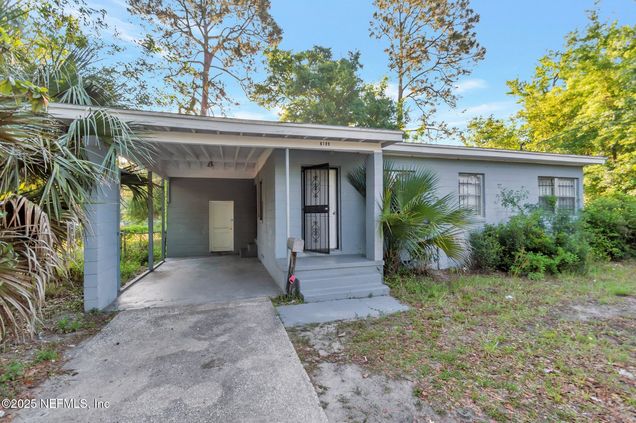 6109 Strawflower Place