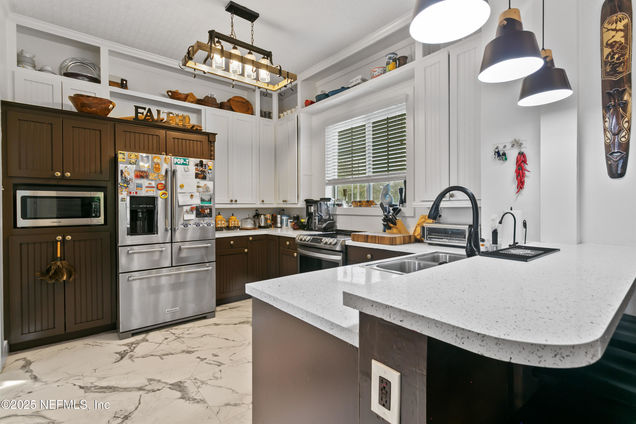 1708 N Laura Street Jacksonville, FL House Active - Photo 1 of 45. Opens carousel modal