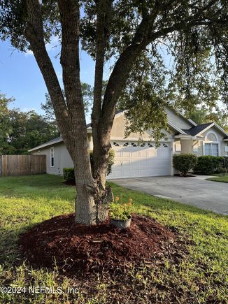 1976 Harbor Island Drive Fleming Island, FL House Active - Photo 1 of 22. Opens carousel modal