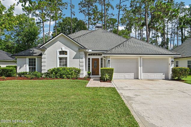 1916 Woodlake Drive