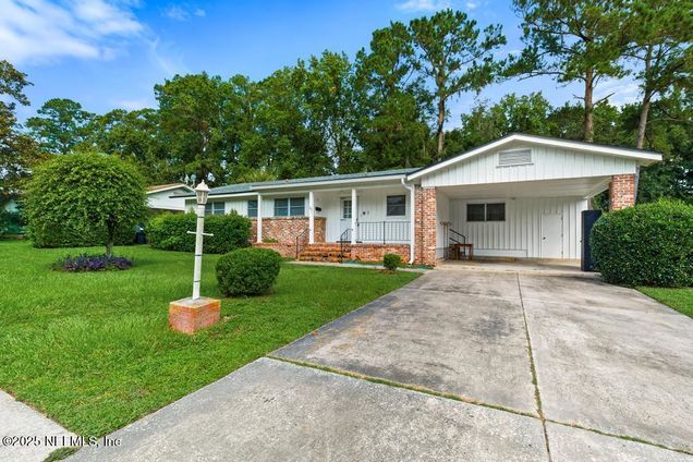 691 Grove Park Boulevard Jacksonville, FL House Active - Photo 1 of 52. Opens carousel modal